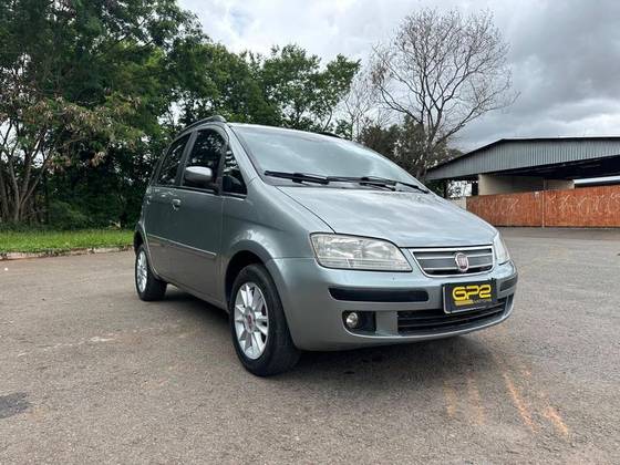 FIAT IDEA 1.4 MPI ELX 8V FLEX 4P MANUAL FIAT IDEA 1.4 MPI ELX 8V FLEX 4P MANUAL